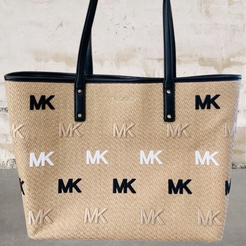 Michael Kors Carter Large Open Tote Black/Tan Multi NWOT